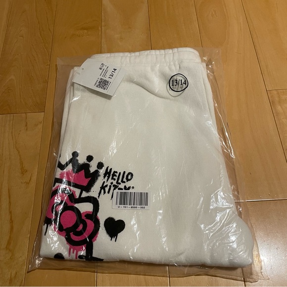 NWT hello kitty and friends sweatpants - Picture 5 of 7